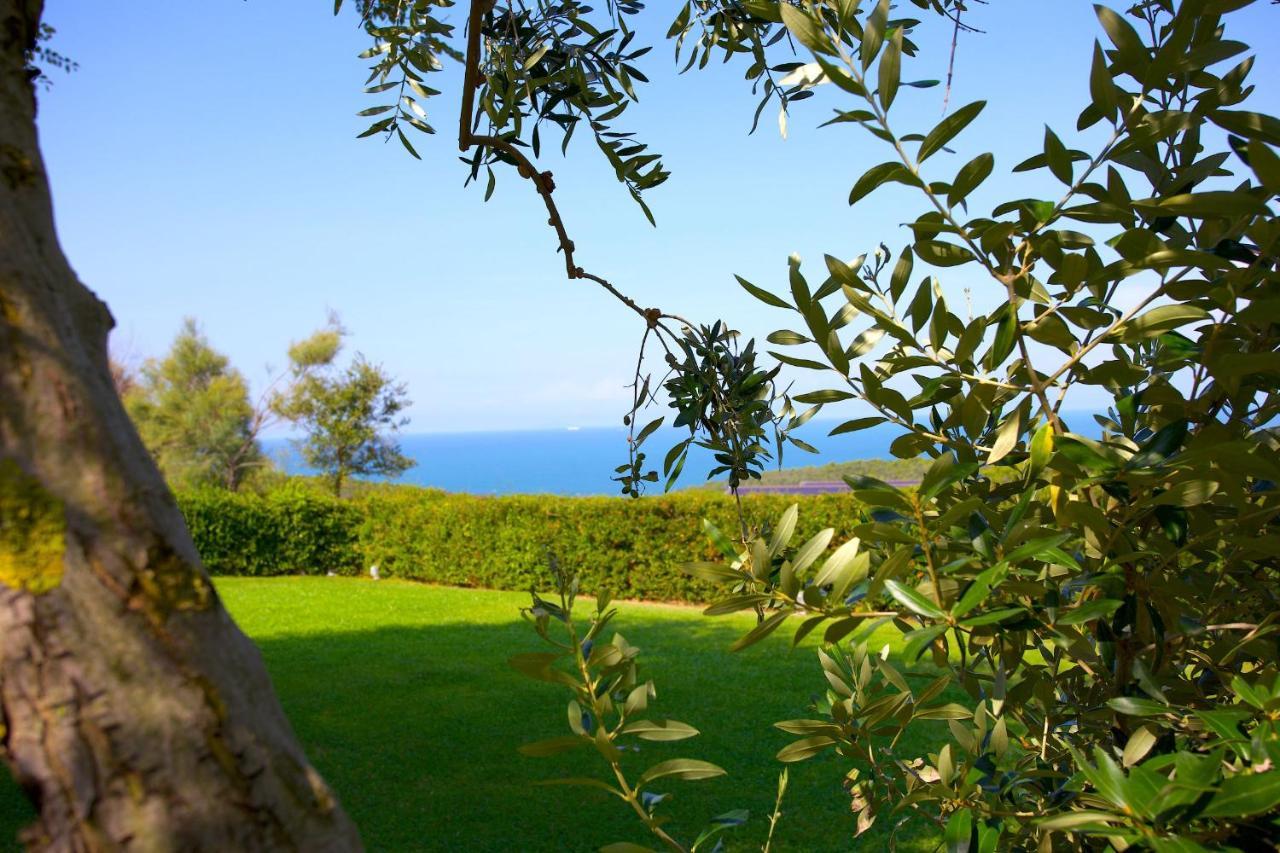 Villa Casale Del Mare Castiglioncello Exterior foto